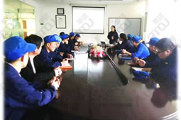 華謀咨詢(xún)?yōu)槟常ㄊ称匪幤沸袠I(yè)）公司展開(kāi)6S競(jìng)賽活動(dòng)及 “6S維持管理”的學(xué)習(xí)交流